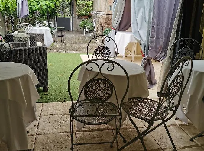 ضيافة لانتيكو ليدو فينيس 3*