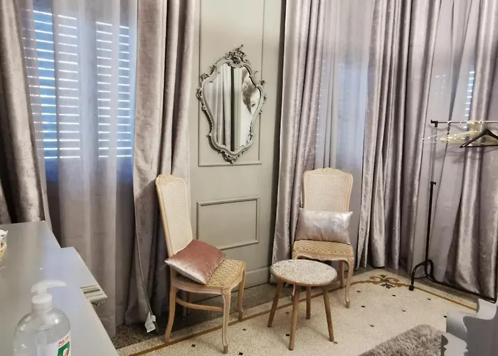 ضيافة لانتيكو ليدو فينيس